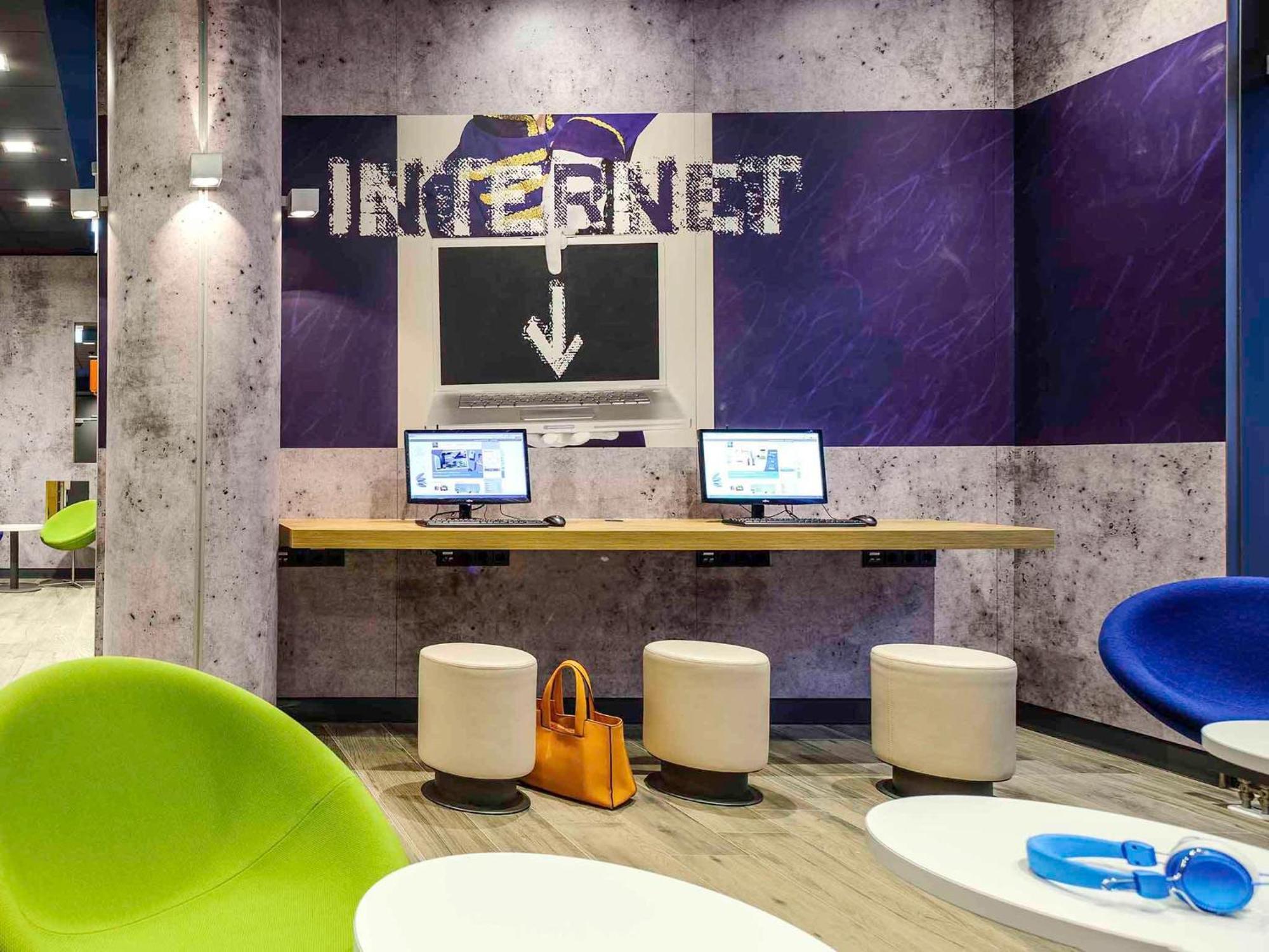 Ibis Budget Jakarta Airport 2*